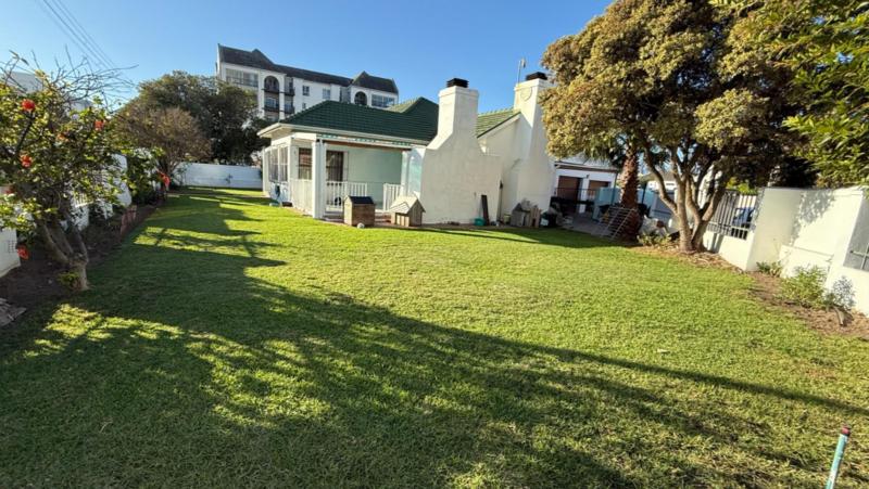 4 Bedroom Property for Sale in Strand Central Western Cape